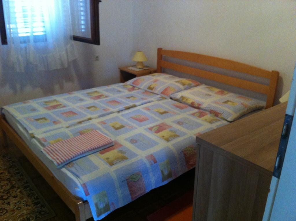 Apartments Prahovic Ždrelac エクステリア 写真